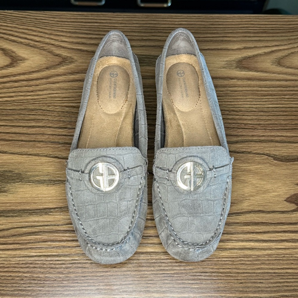 Giani Bernini Grey Leather Slip-On Loafers, size 7m